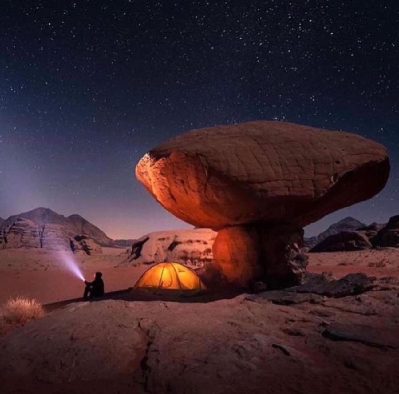 Rum Maria Luxury Camp & Bubble Rooms Wadi Rum Exterior photo
