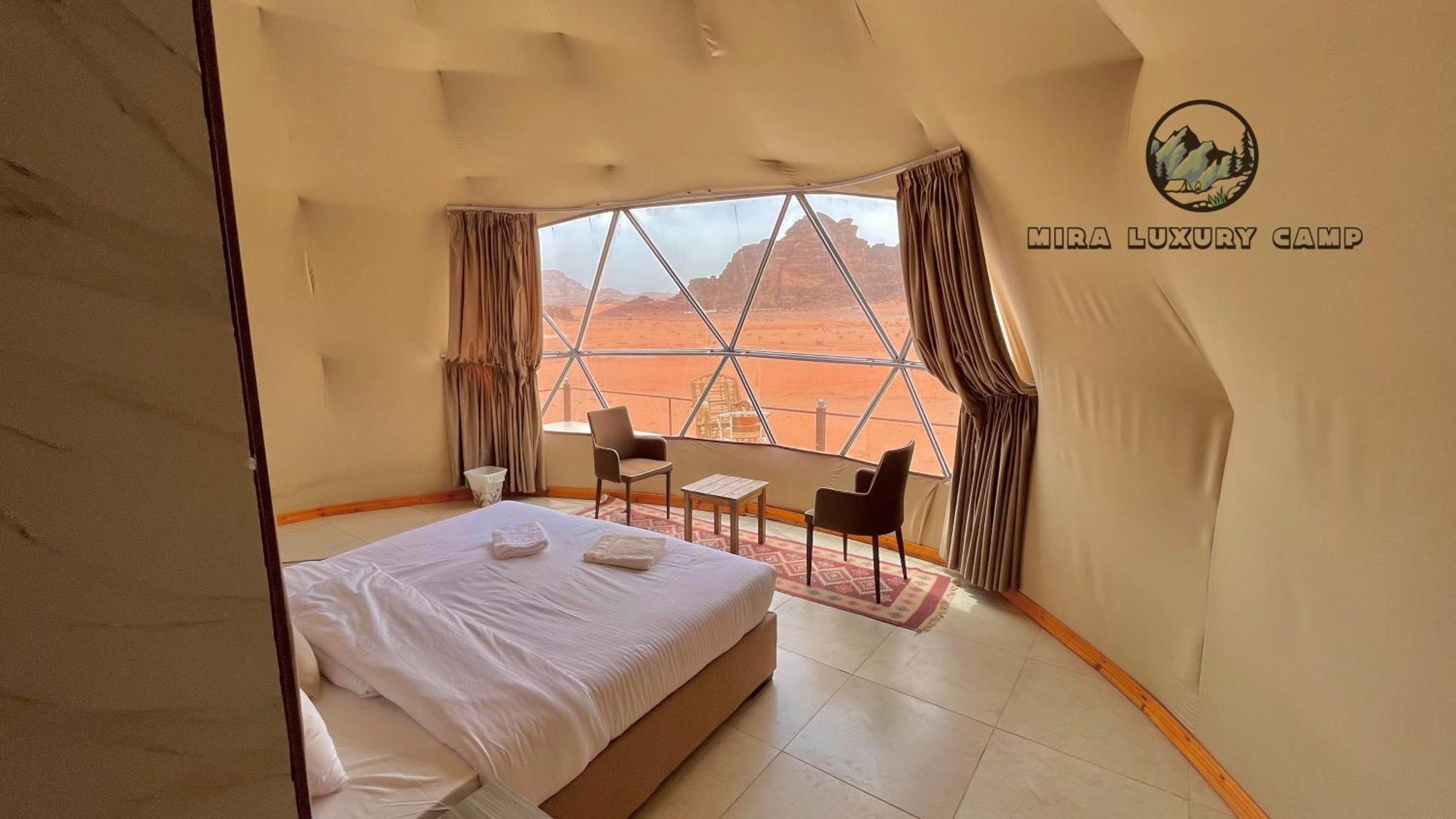 Rum Maria Luxury Camp & Bubble Rooms Wadi Rum Exterior photo