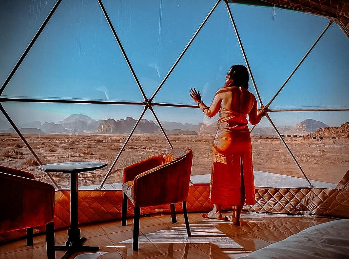 Rum Maria Luxury Camp & Bubble Rooms Wadi Rum Exterior photo