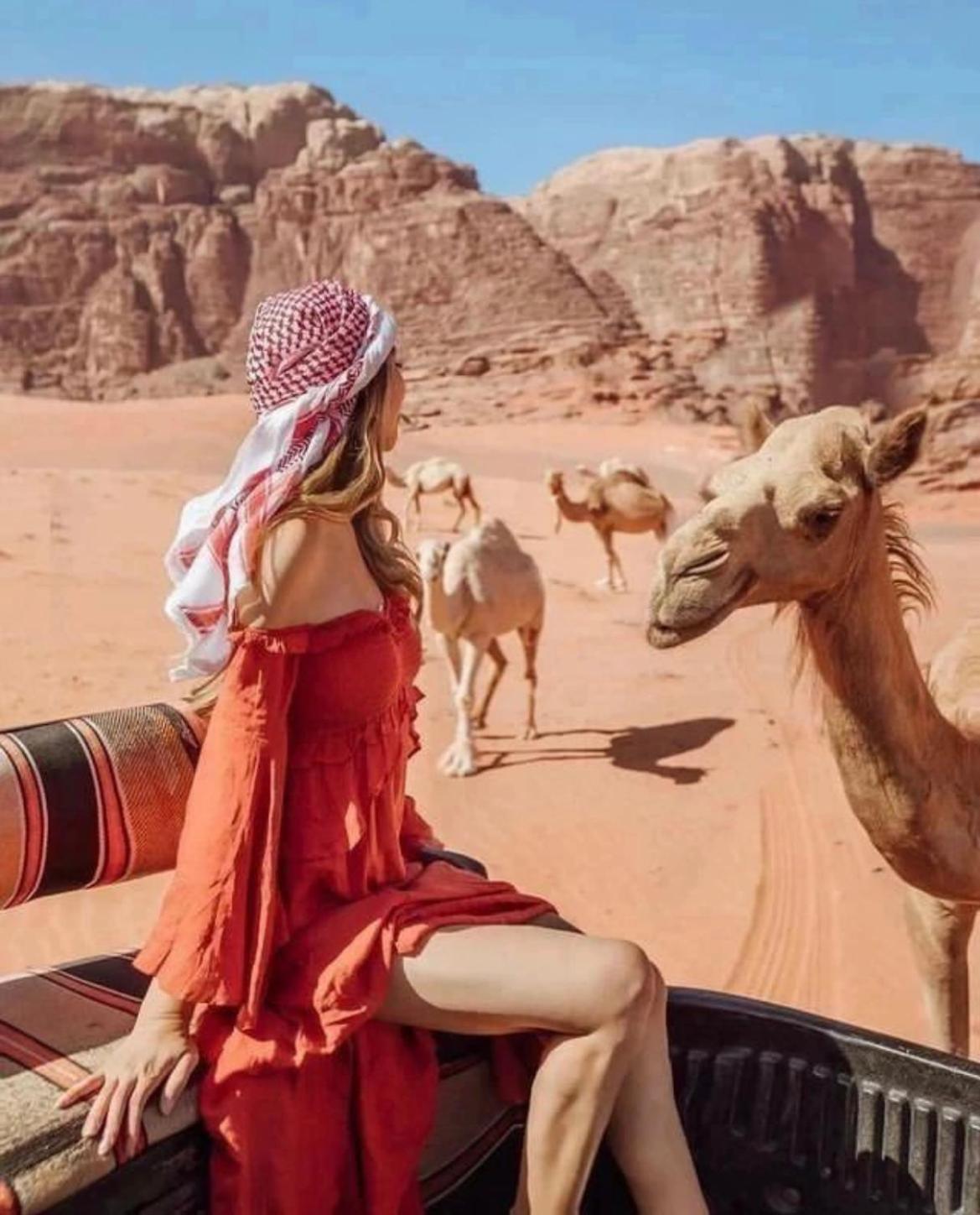 Rum Maria Luxury Camp & Bubble Rooms Wadi Rum Exterior photo